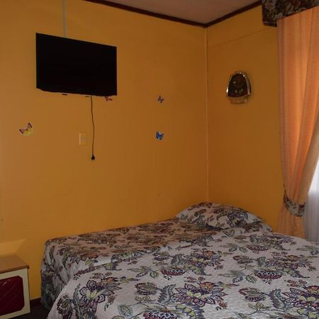 Hostal Torres Del Paine Punta Arenas Eksteriør billede