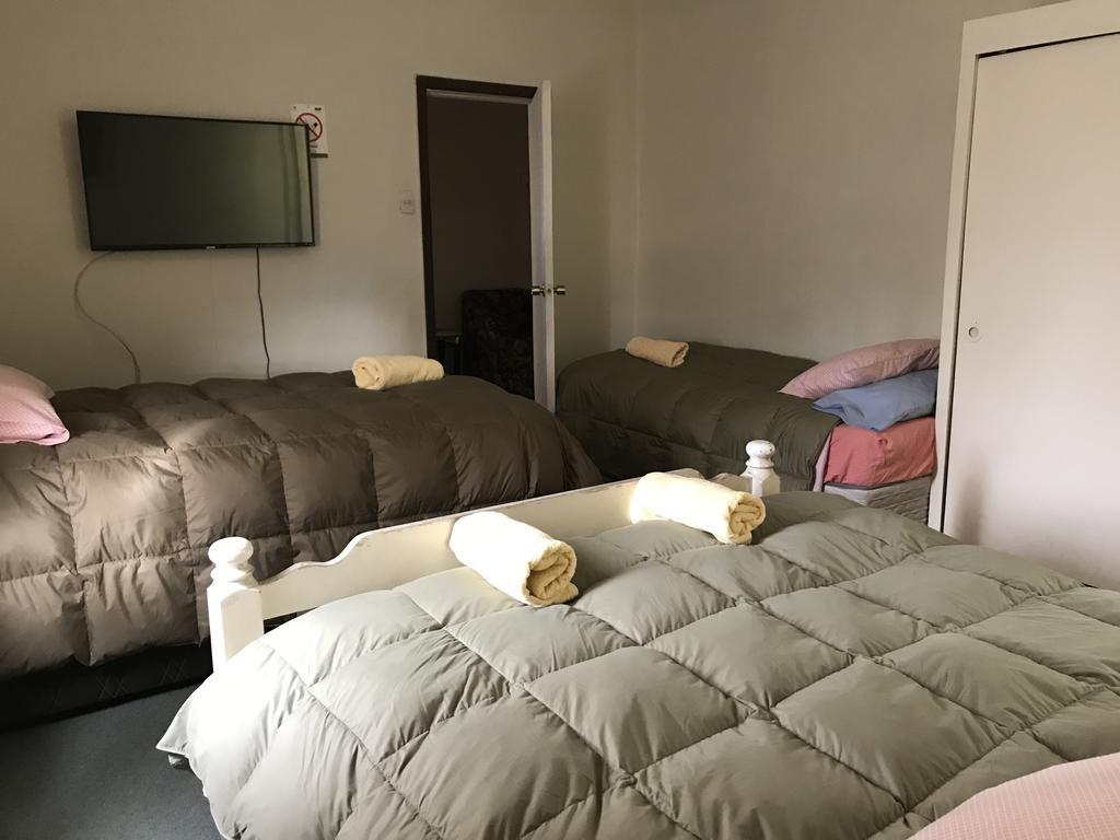 Hostal Torres Del Paine Punta Arenas Eksteriør billede