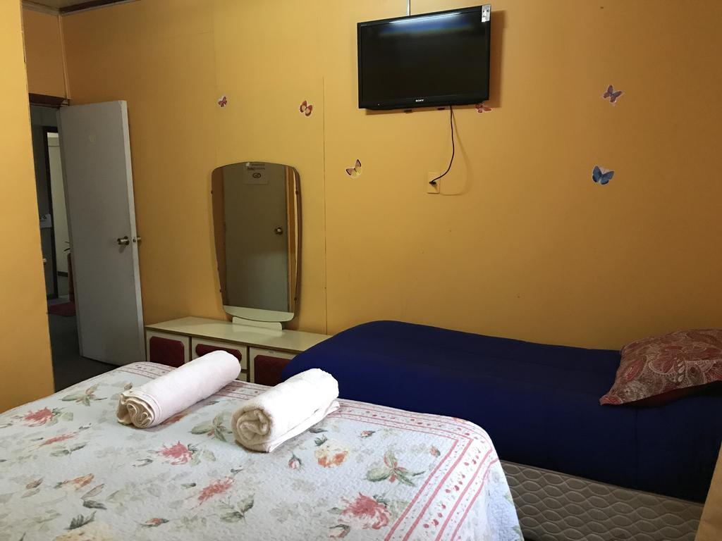 Hostal Torres Del Paine Punta Arenas Eksteriør billede