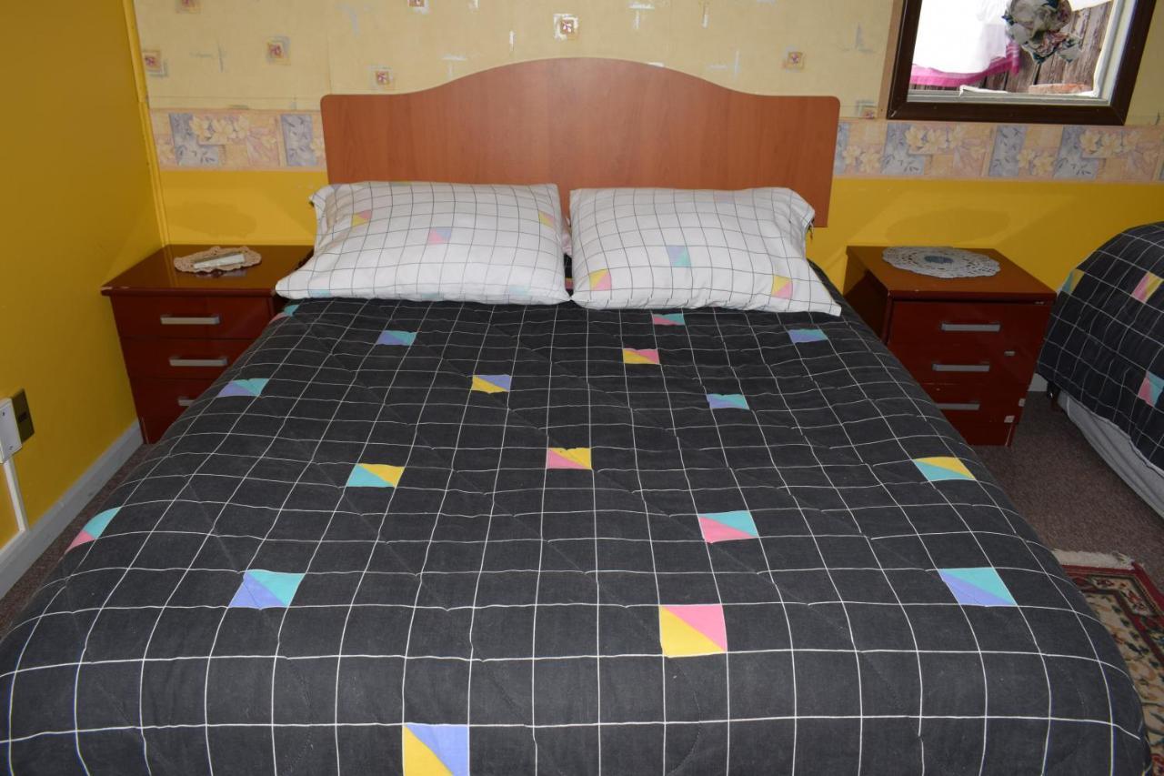 Hostal Torres Del Paine Punta Arenas Eksteriør billede