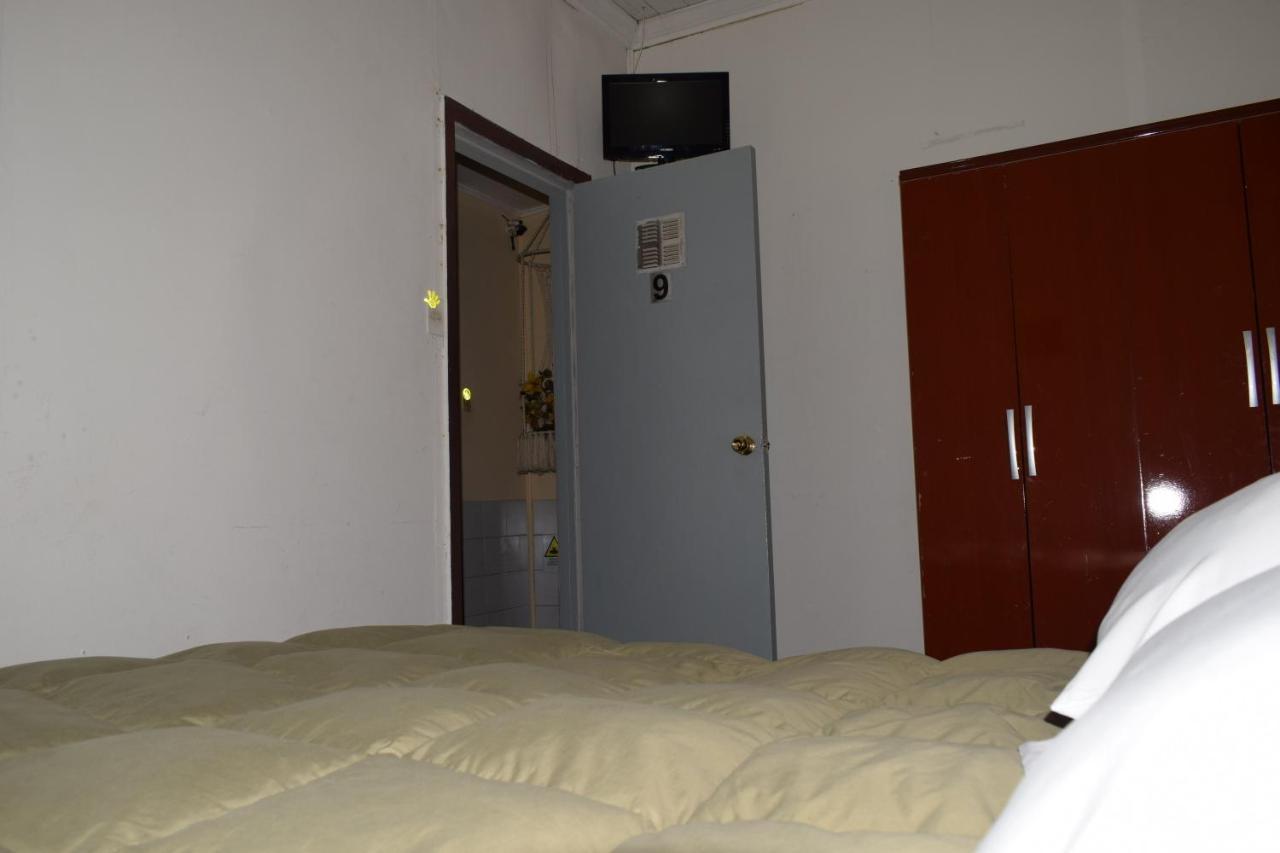 Hostal Torres Del Paine Punta Arenas Eksteriør billede
