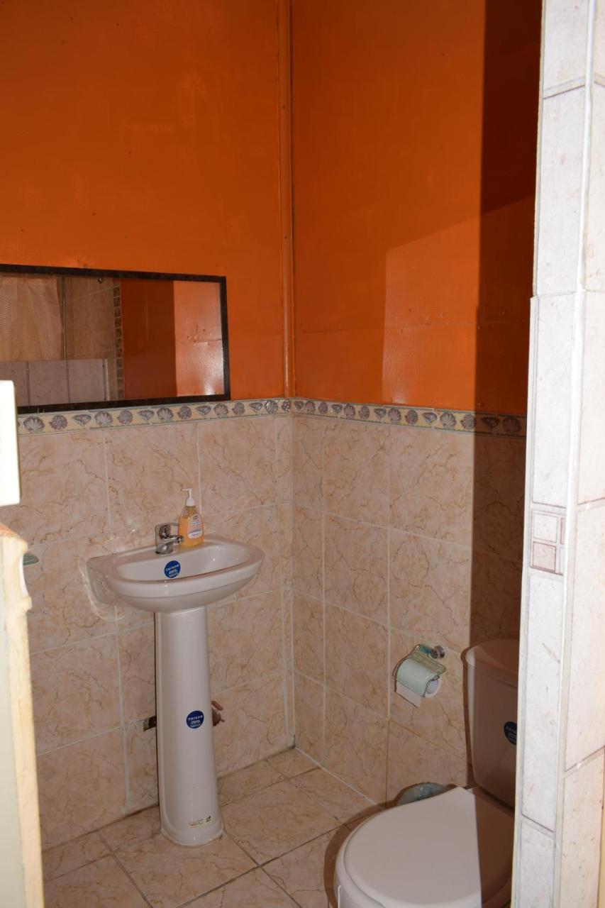 Hostal Torres Del Paine Punta Arenas Eksteriør billede